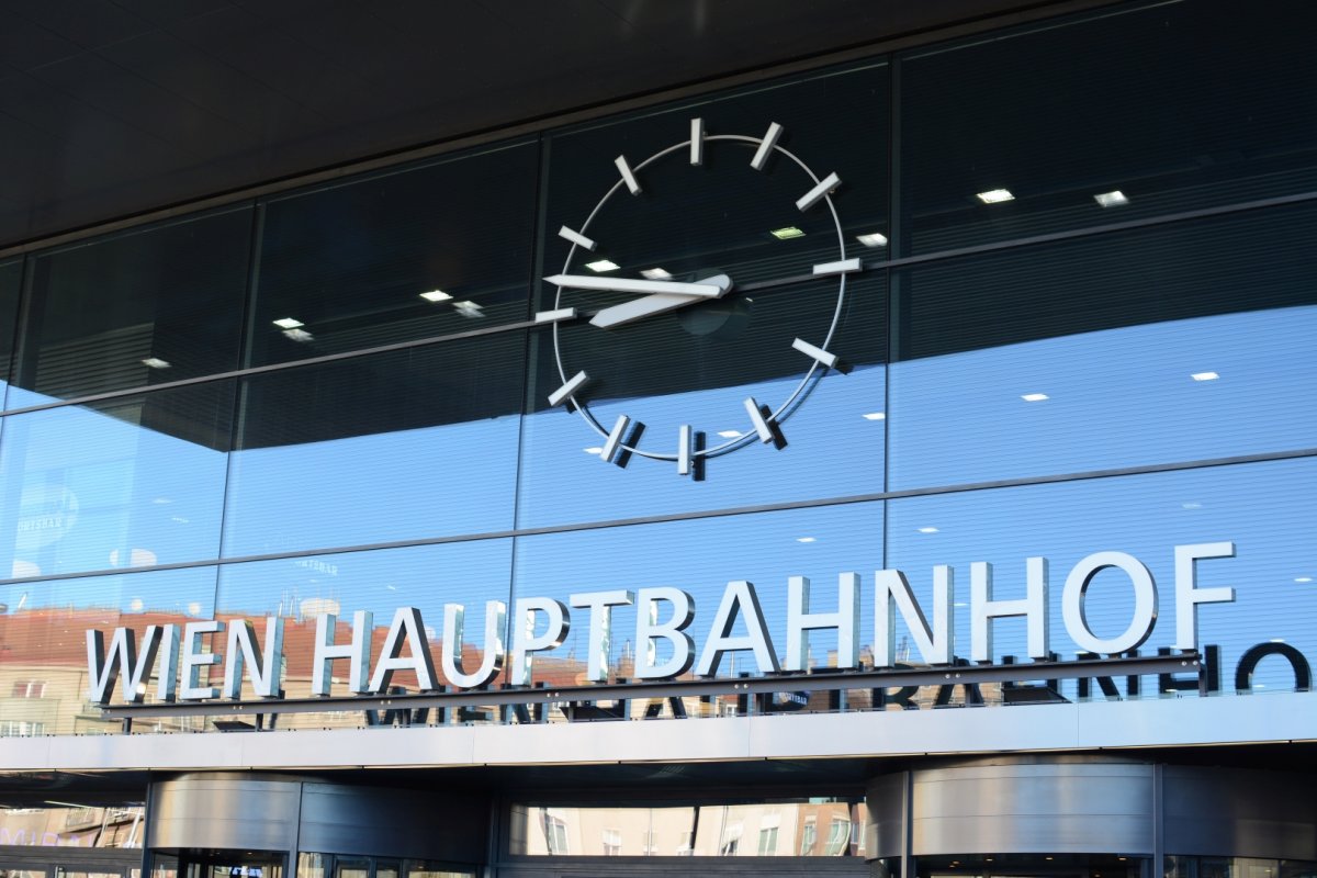 Hauptbahnhof – Erste Bank, Wien